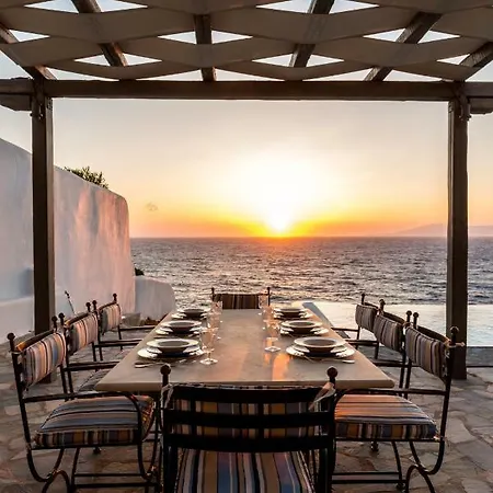 Coventina, Ornos - Cavo Delos, Mykonos فيلة